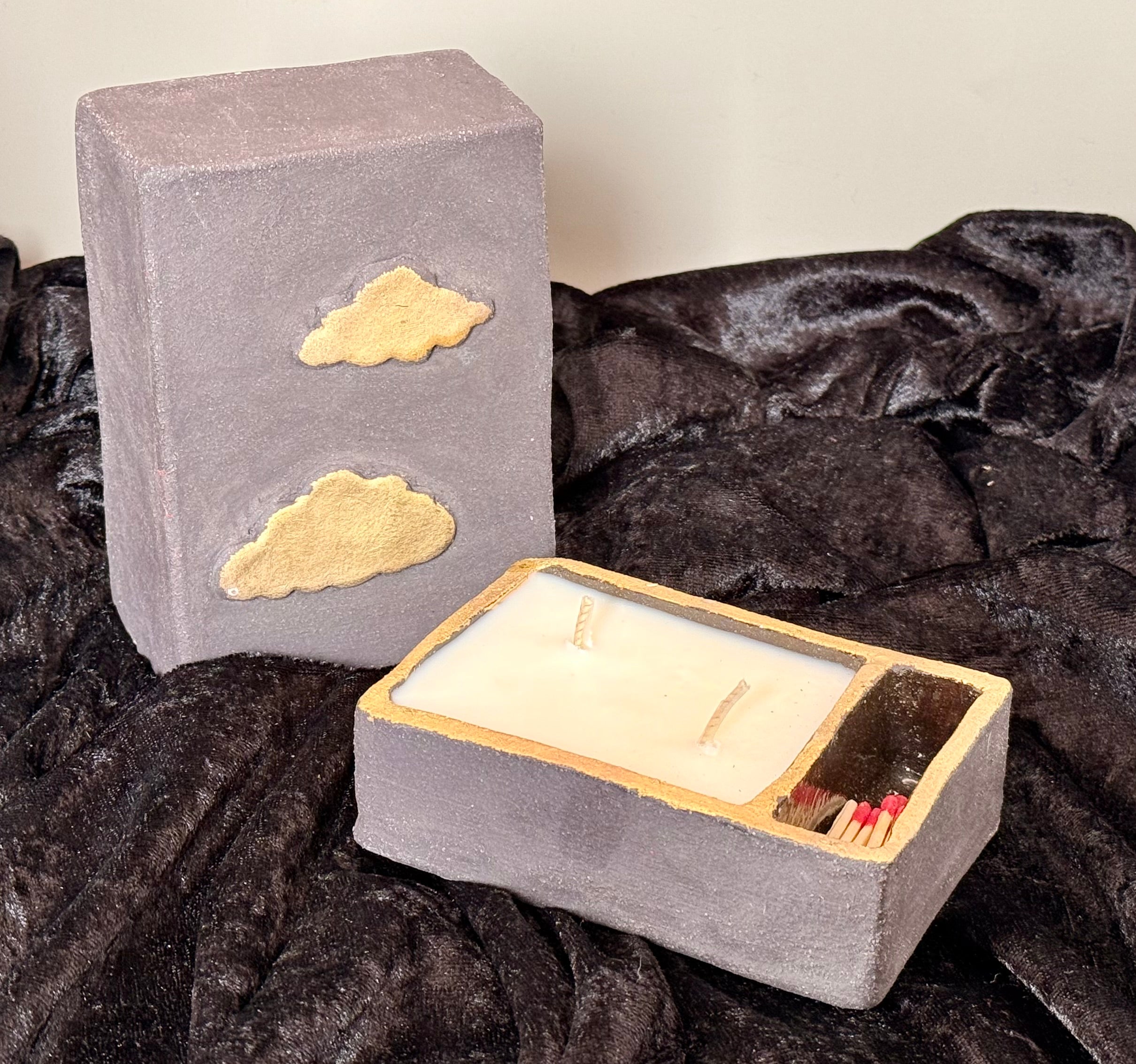 golden cloud matchbox candle