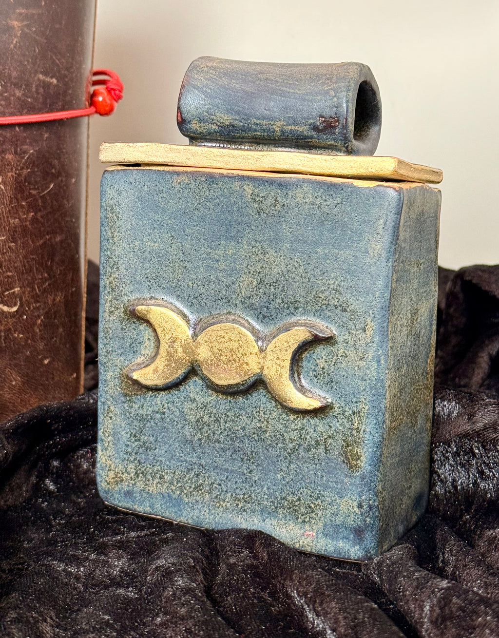 Triple moon
