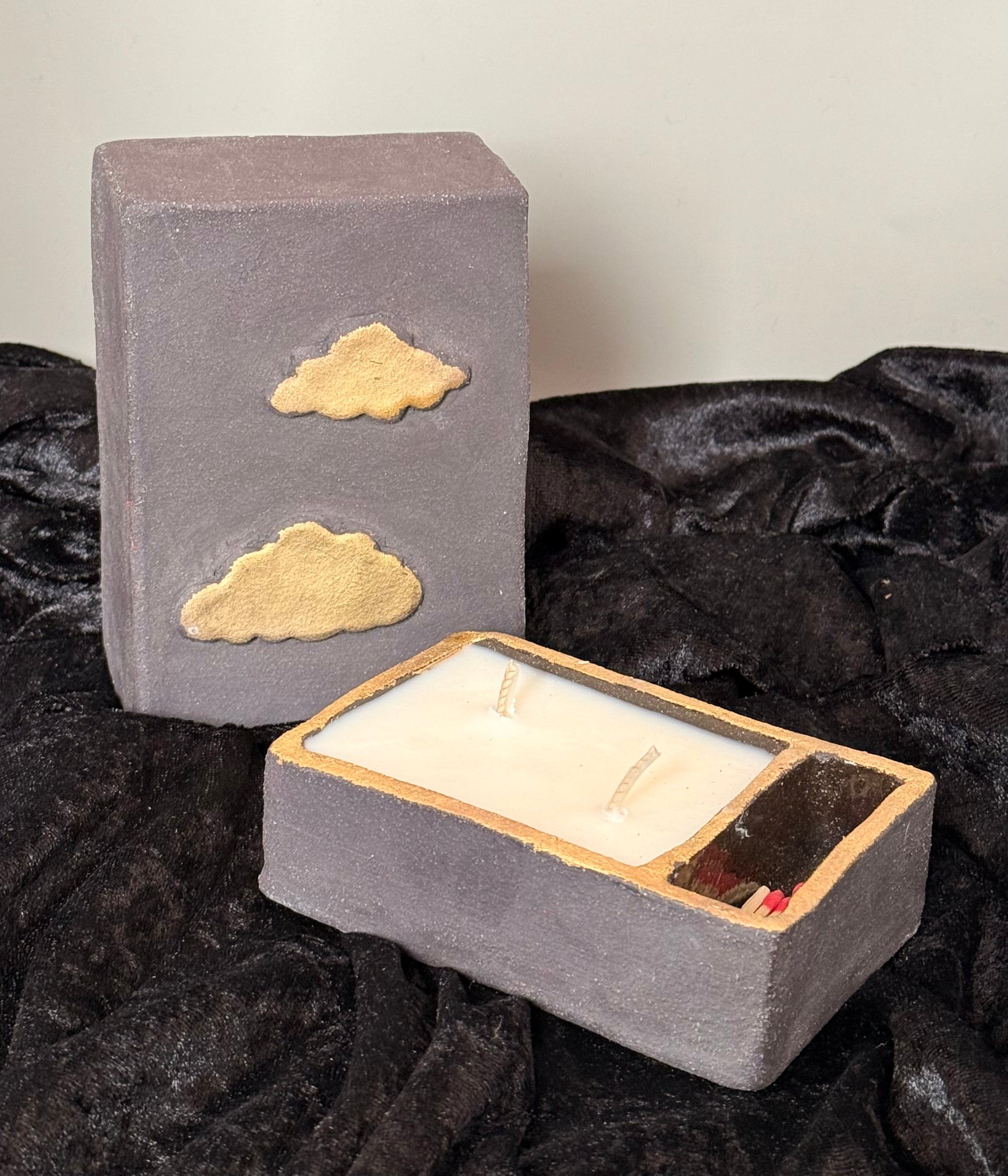 golden cloud matchbox candle